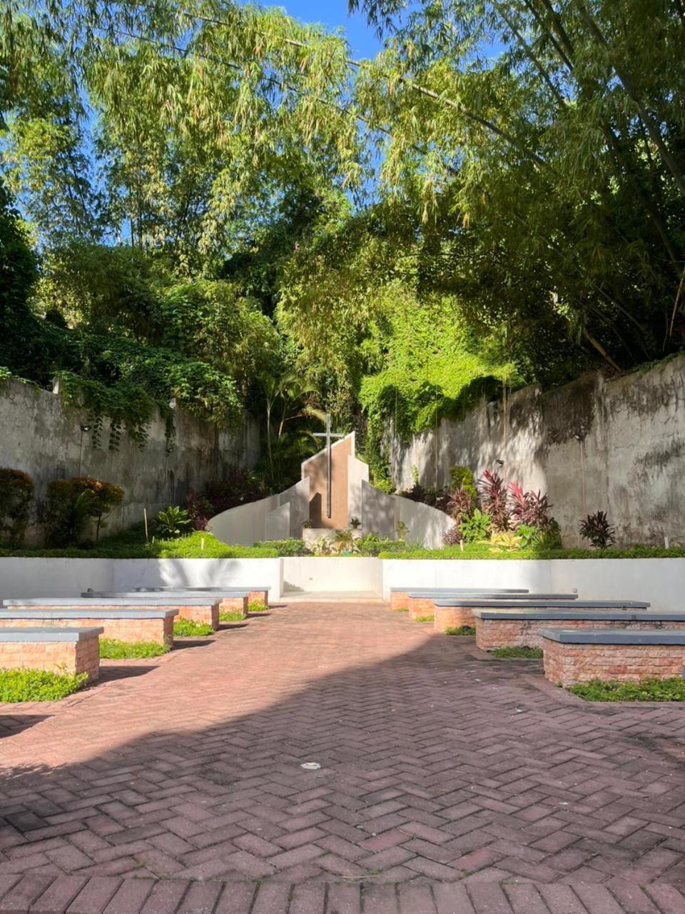 Aparthotel Summum Bonum Bliss - Lahug Cebu Stadt Exterior foto